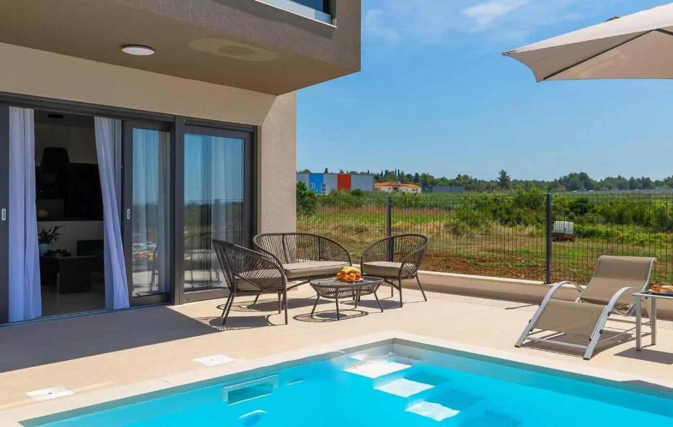 Villa Esmeralda II By Seeadria Agency Novigrad Istria エクステリア 写真