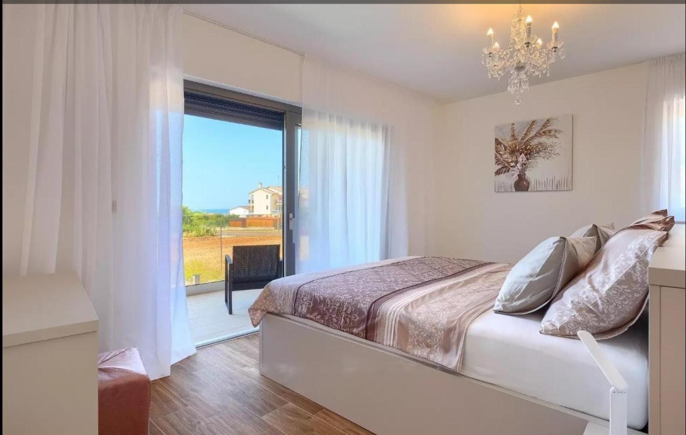 Villa Esmeralda II By Seeadria Agency Novigrad Istria エクステリア 写真